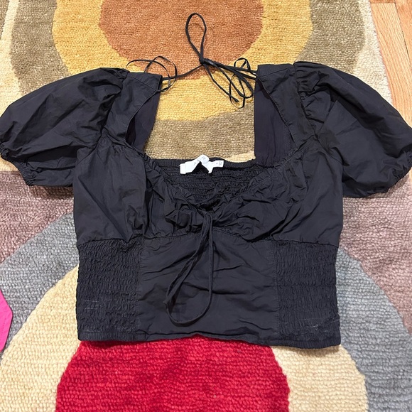 ASTR The Label Black Peasant Puff Sleeve Smocked Crop Top Tie Back Size Small - Picture 1 of 4